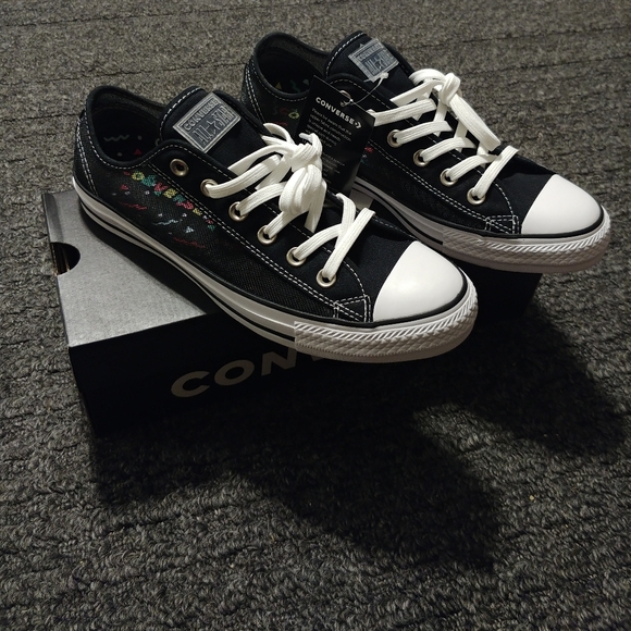 chuck taylor all star see thru low top